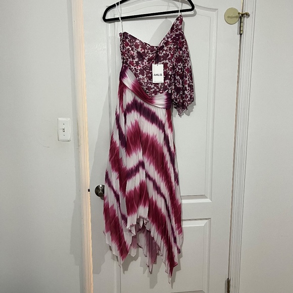 AMUR Saanvi One Shoulder Dress Size 4 NWT - Picture 3 of 8